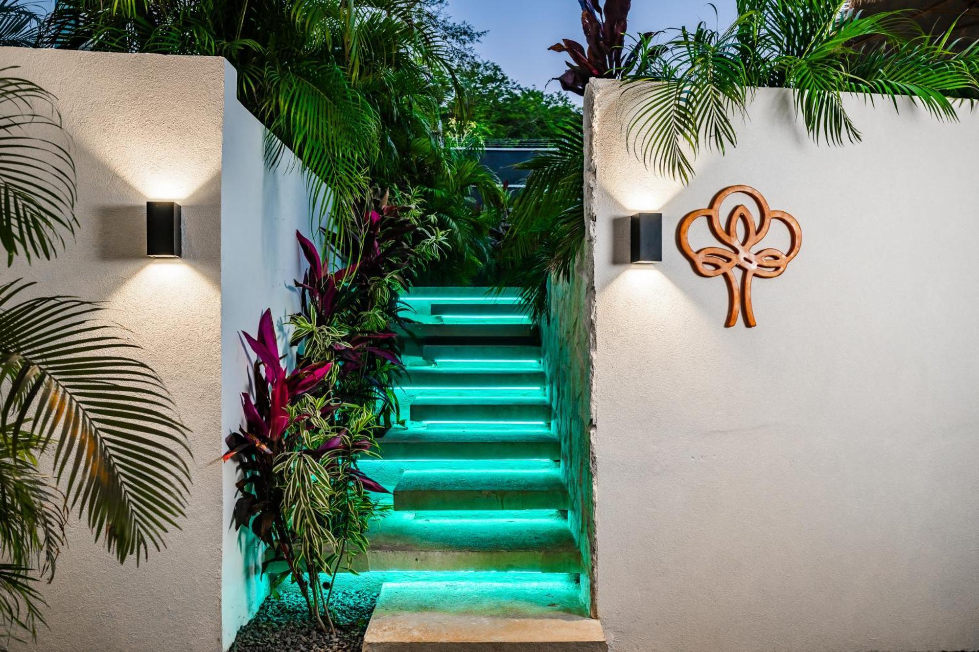 Mvillas Luxury Villas With Beach Club Access & Sauna Tamarindo Bagian luar foto